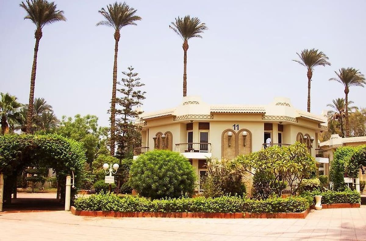 Giza hotel