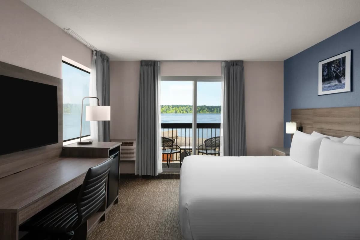 Anchor Inn & Suites - Best Western Signature Collection Hotel photo 3