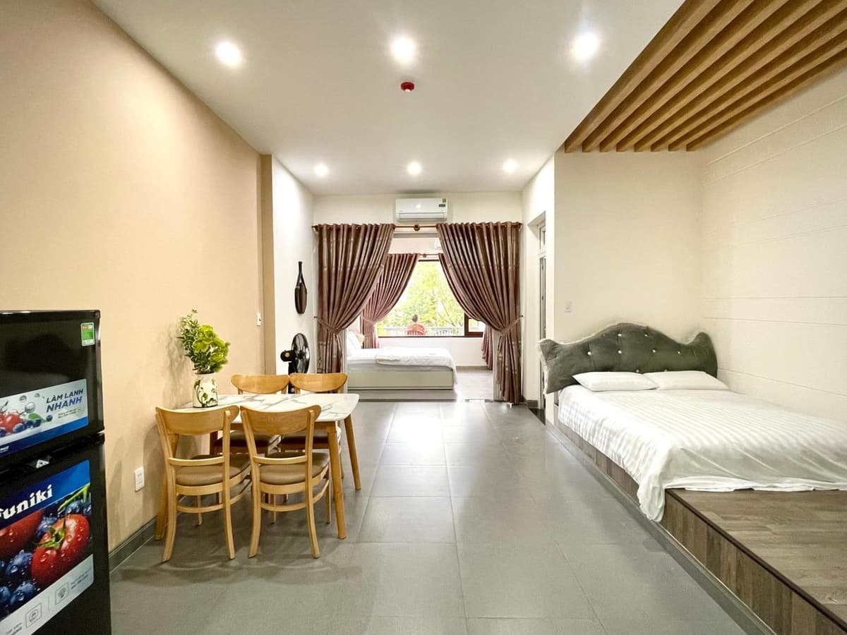 Aura Beachfront Hotel Apartment photo 5