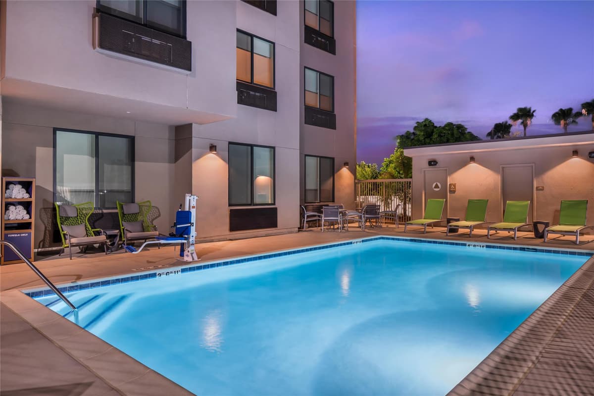 Best Western Plus Rialto photo 4