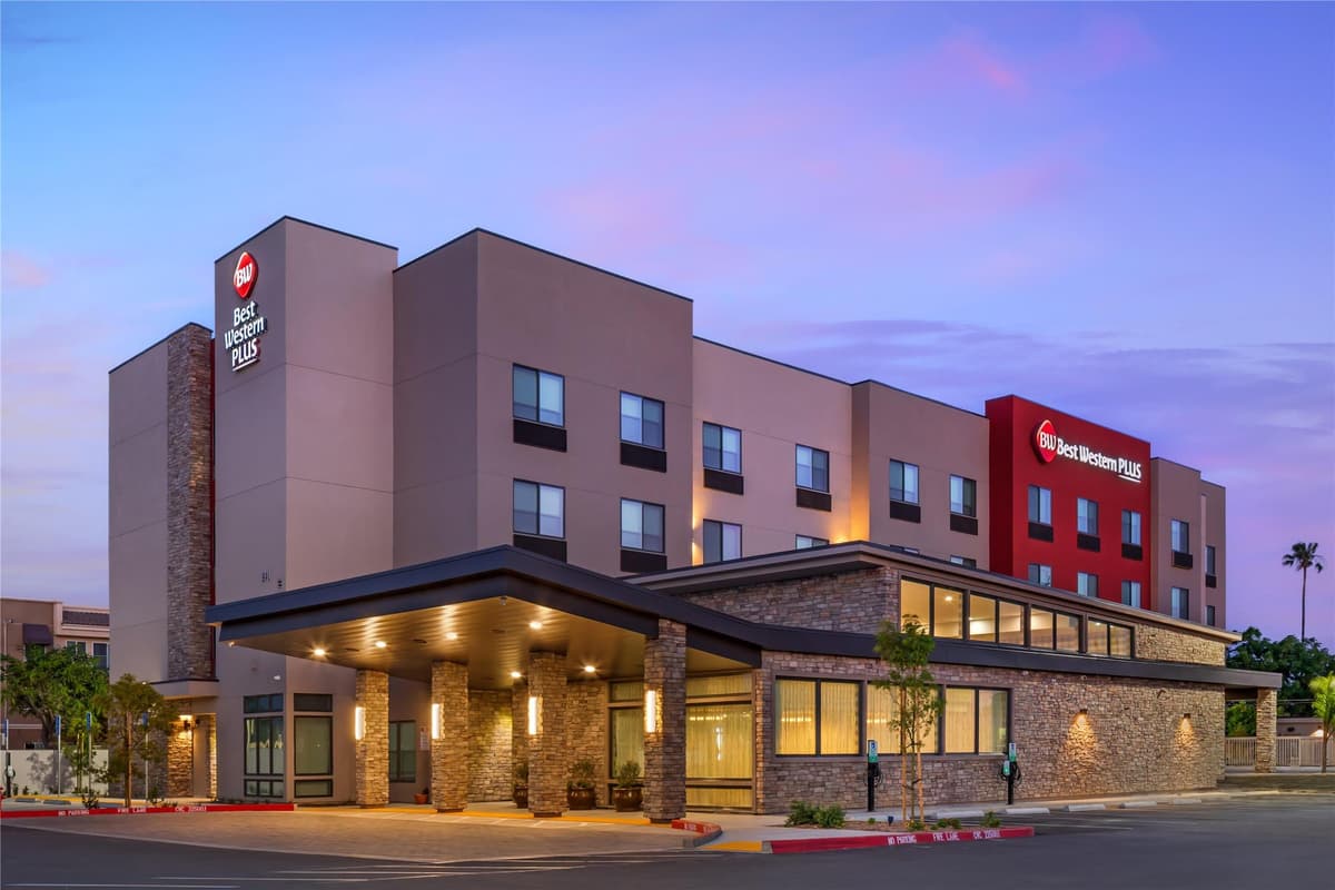 Best Western Plus Rialto photo 1