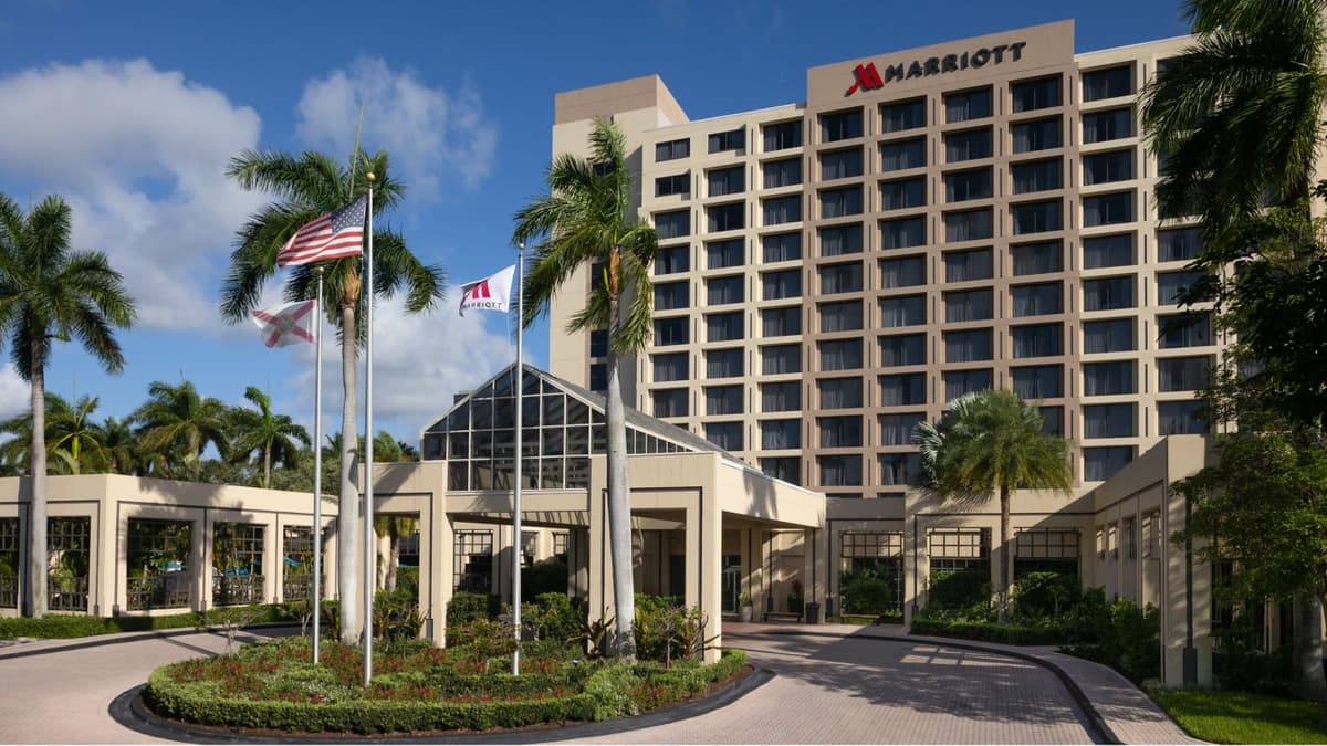 Boca Raton Marriott at Boca Center photo 1