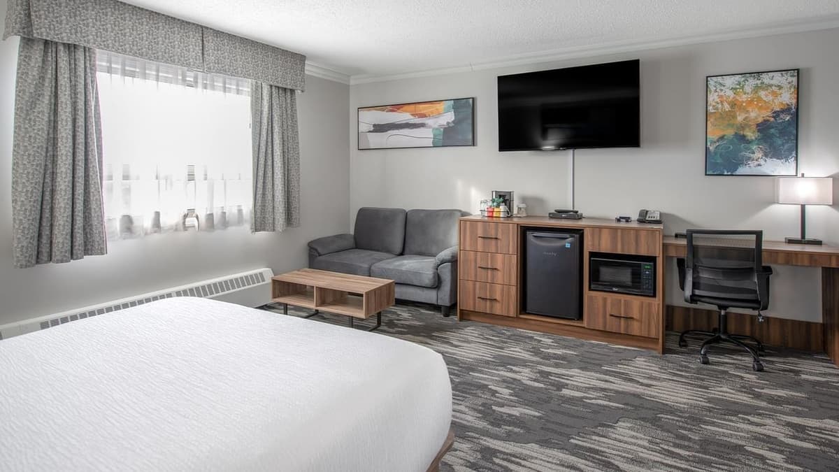 Coast Dawson Creek Hotel photo 3