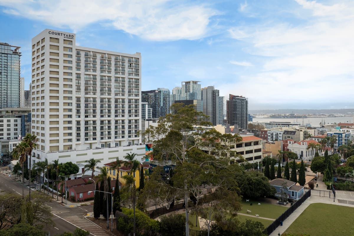 Courtyard by Marriott San Diego Downtown Little Italy photo 1