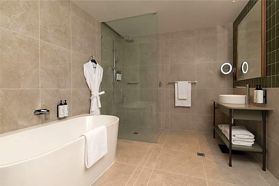 Crowne Plaza Geelong by IHG photo 5