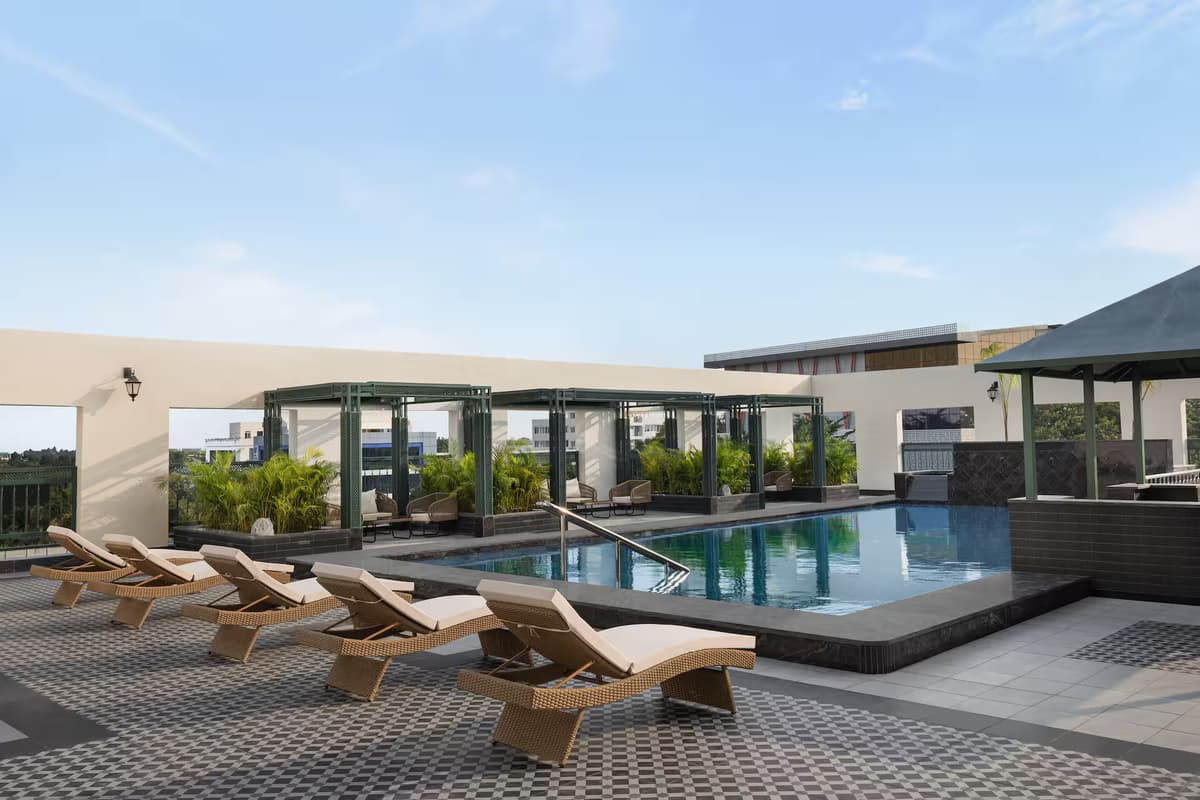 DoubleTree by Hilton Bengaluru Airport photo 1