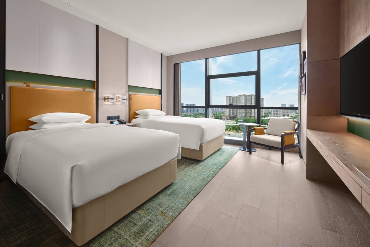 Doubletree By Hilton Zhengzhou East photo 3