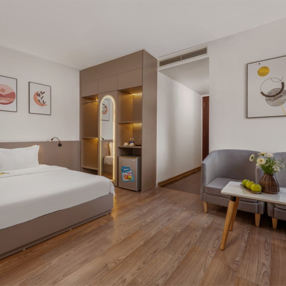 ELC Luxury Hotel Danang photo 3