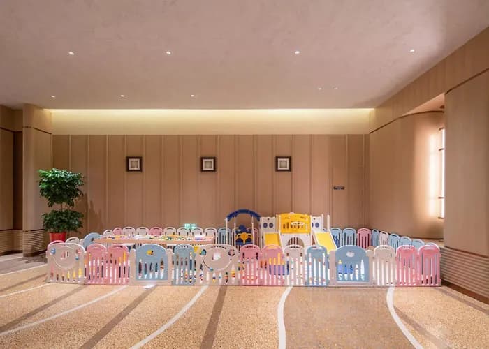 Elong Hotel Qingdao Golden Beach photo 3