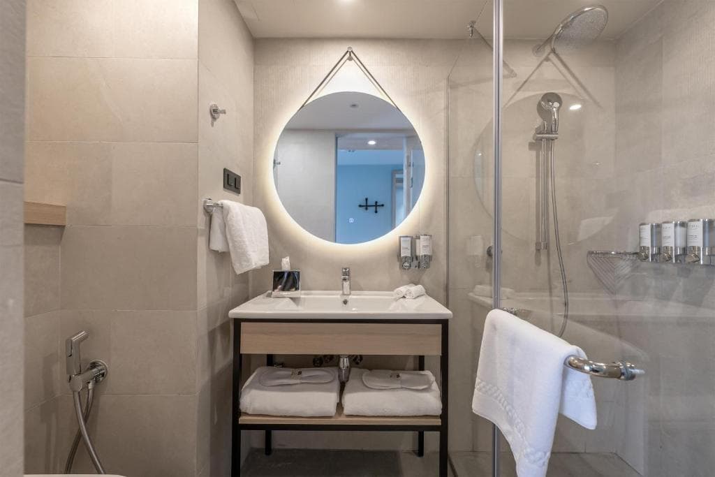 Hampton by Hilton Batumi Center photo 4