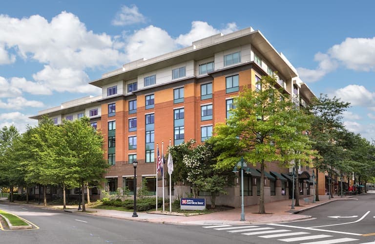 Hilton Garden Inn Arlington Shirlington photo 1