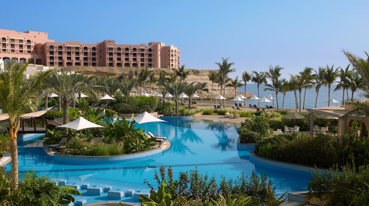 Hilton Muscat Al Bandar photo 1