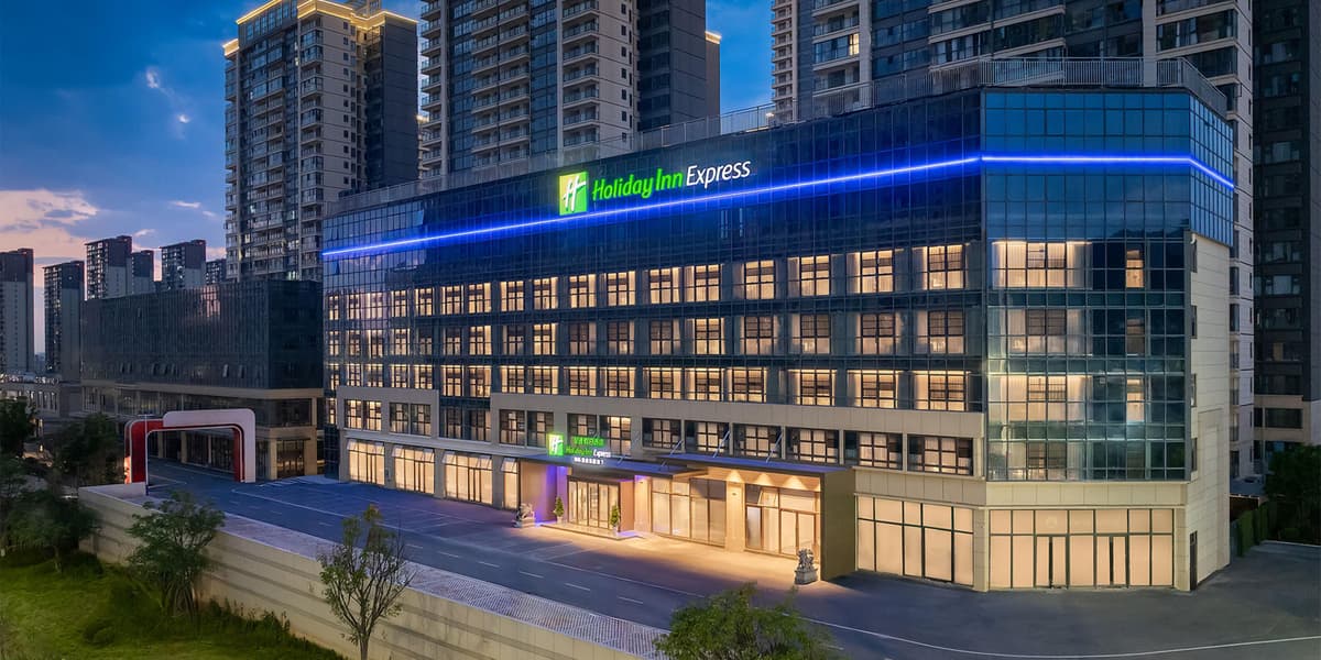 Holiday Inn Express Kunming Economic Dev Zone, an IHG Hotel photo 1
