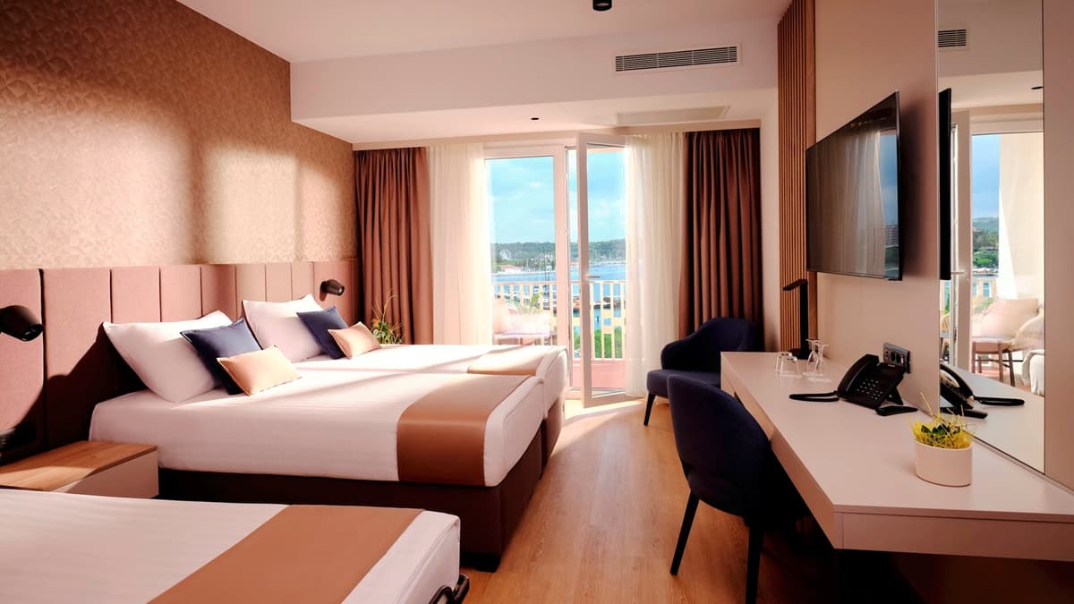 Hotel Riviera - LifeClass Hotels & Spa photo 2