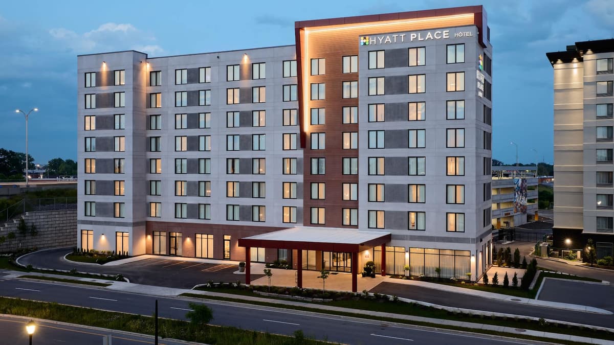 Hyatt Place Montreal Airport photo 1