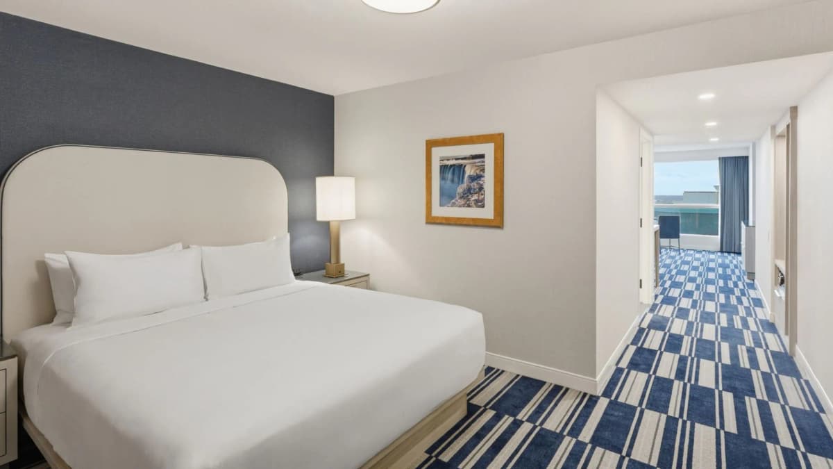 Hyatt Regency Niagara Falls Fallsview photo 2
