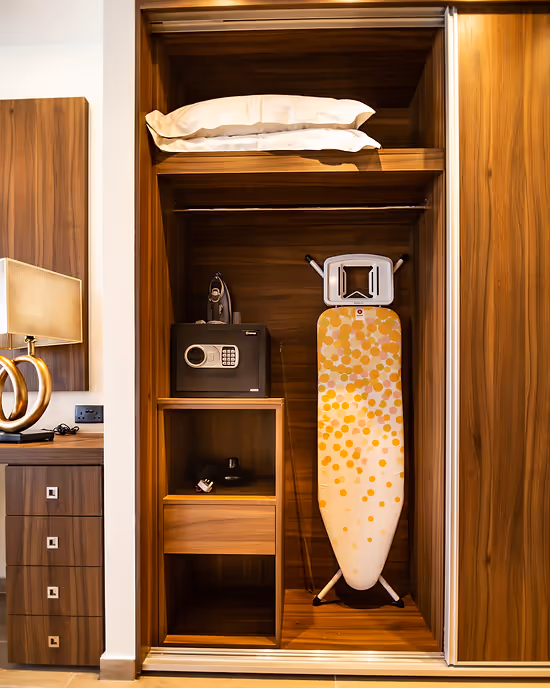 Leonardo Boutique Hotel Larnaca photo 4