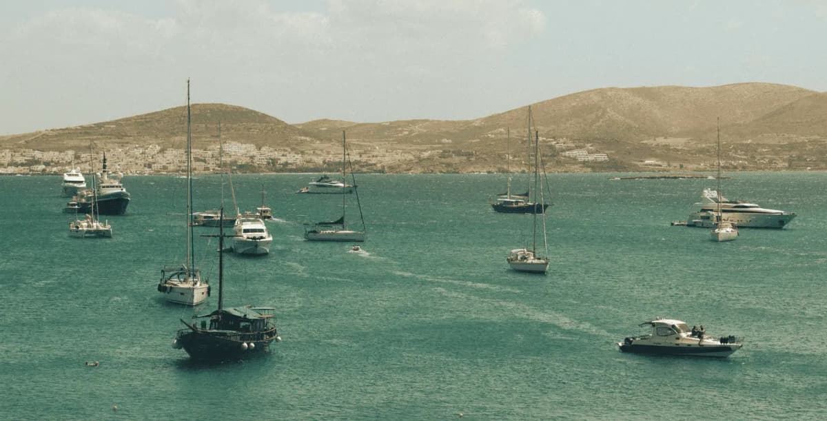 Luura-Cliff, Paros, Morgans Originals photo 3