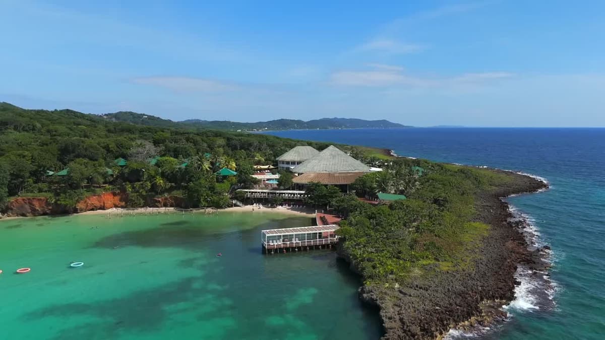 Media Luna Resort & Beach Club photo 1