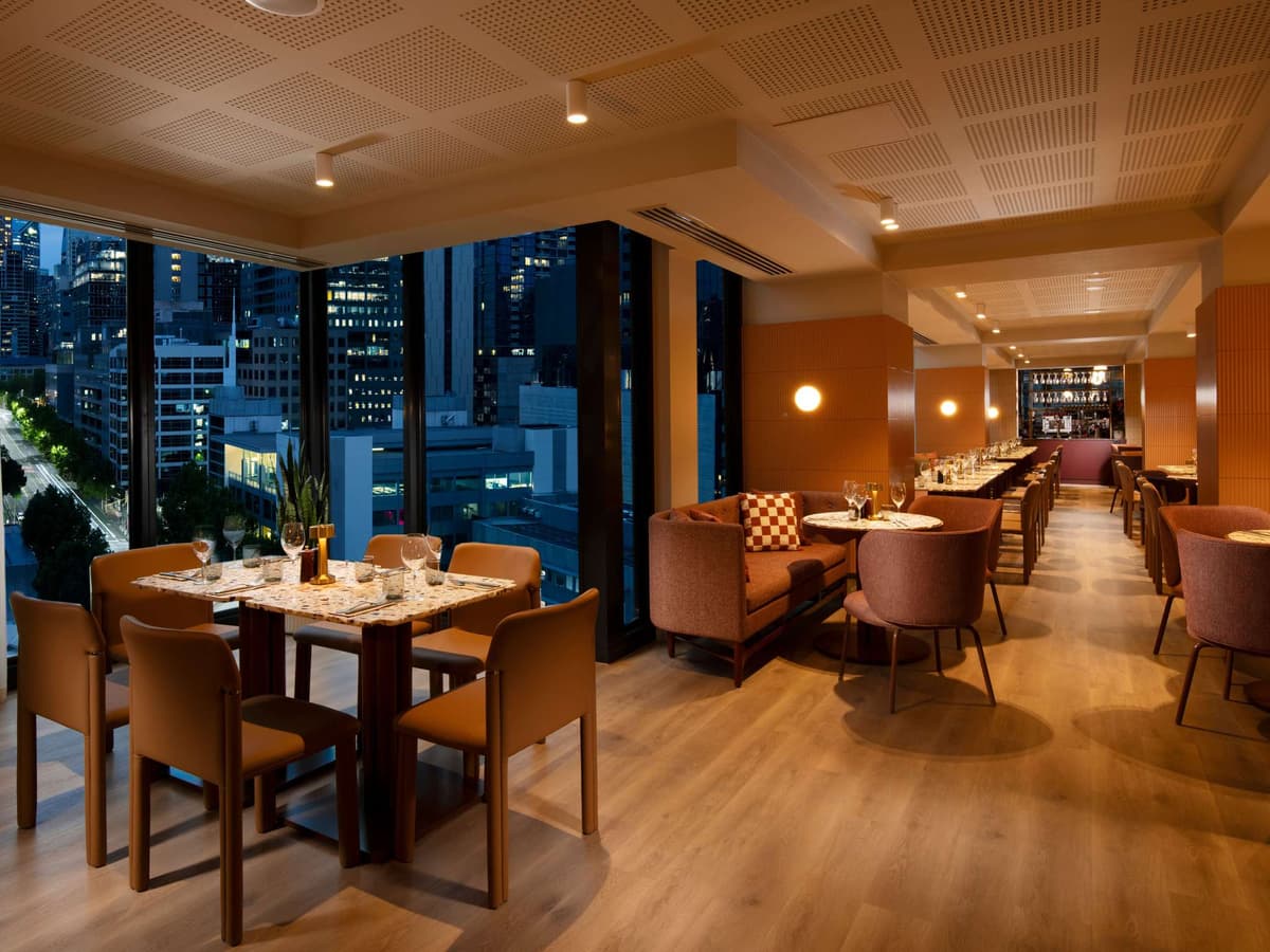 Mercure Melbourne La Trobe Street photo 1