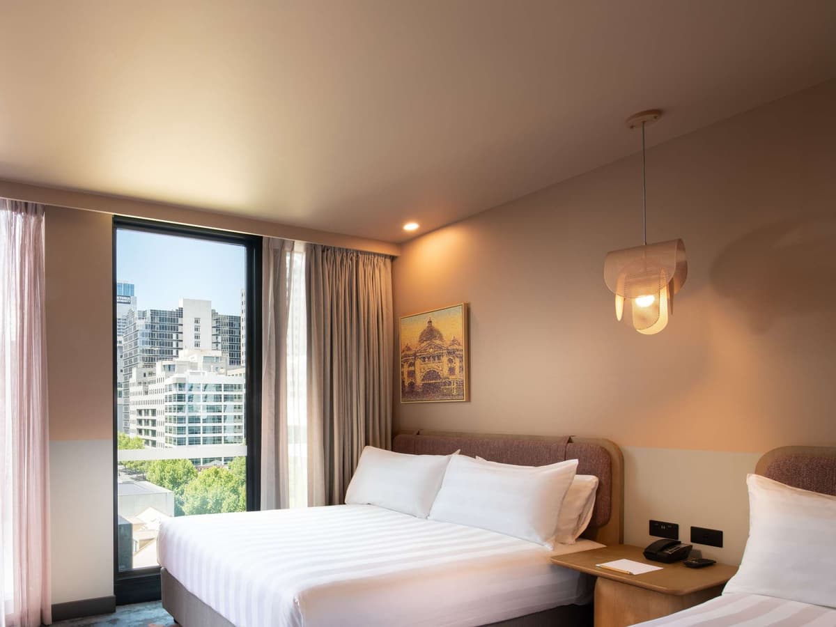Mercure Melbourne La Trobe Street photo 2