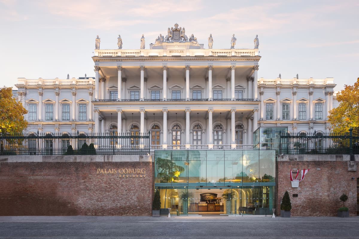 Palais Coburg photo 1