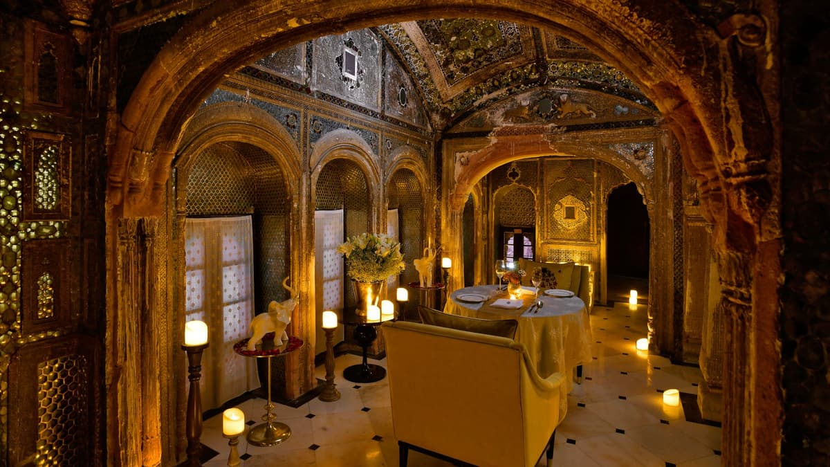 RAN BAAS The Palace photo 3