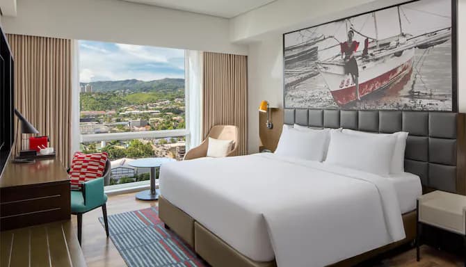 Radisson RED Cebu Mandaue photo 3