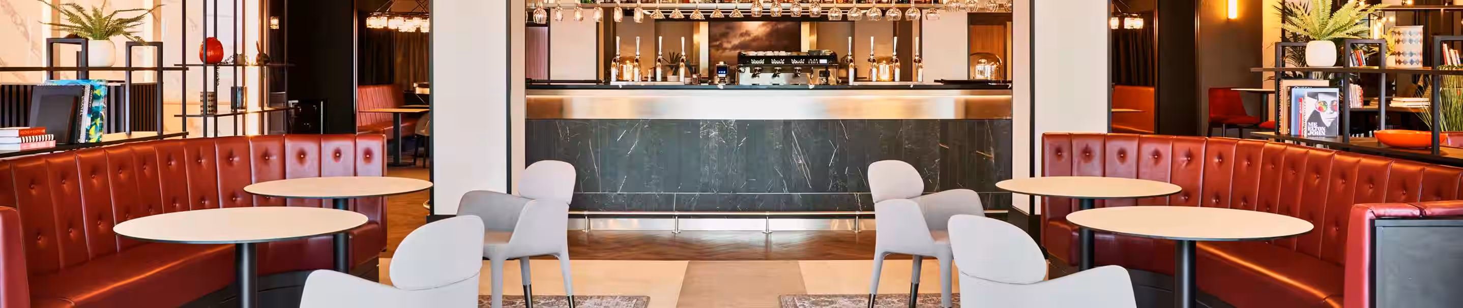 Radisson RED Indore photo 3