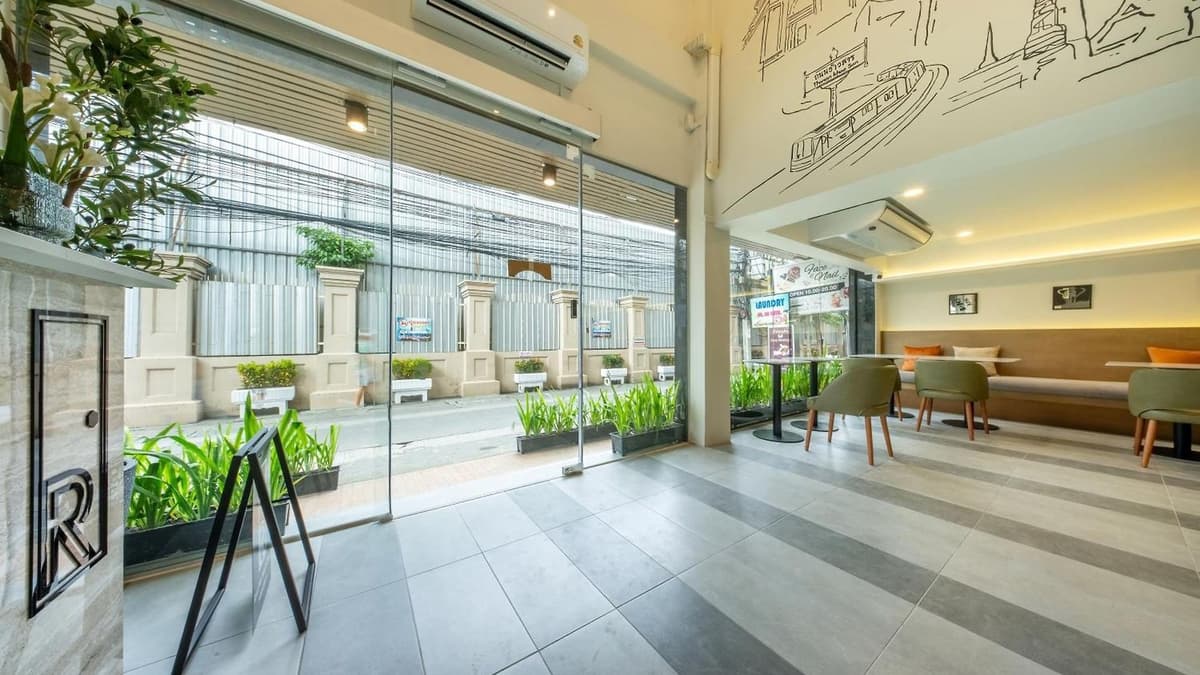 Ralph Poshtel Sukhumvit photo 2