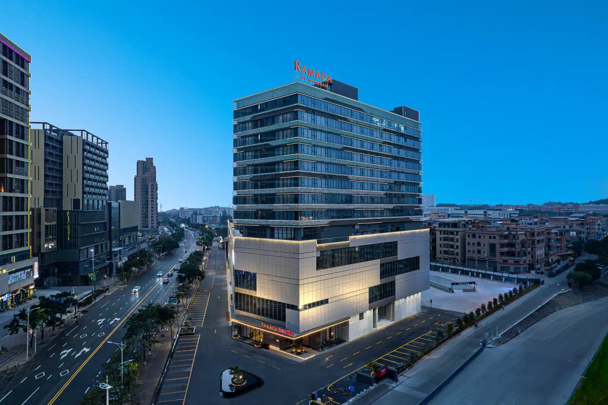 Ramada by Wyndham Foshan Danzao photo 2