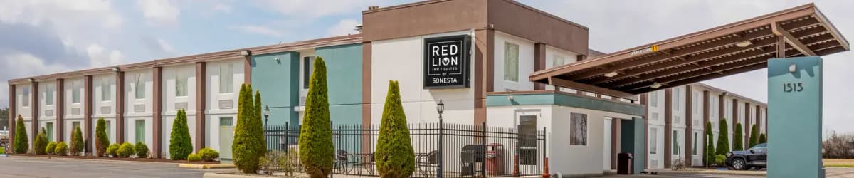 Red Lion Inn & Suites Bucyrus North photo 2