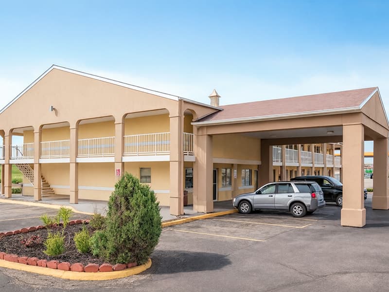 Red Lion Inn & Suites Junction City photo 1