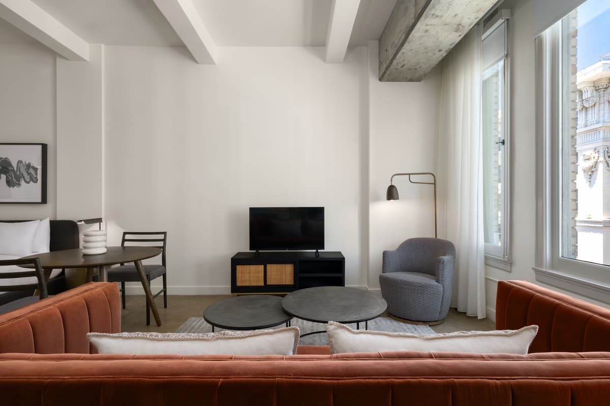 Reside Craftsman Los Angeles, a Wyndham Residence photo 5