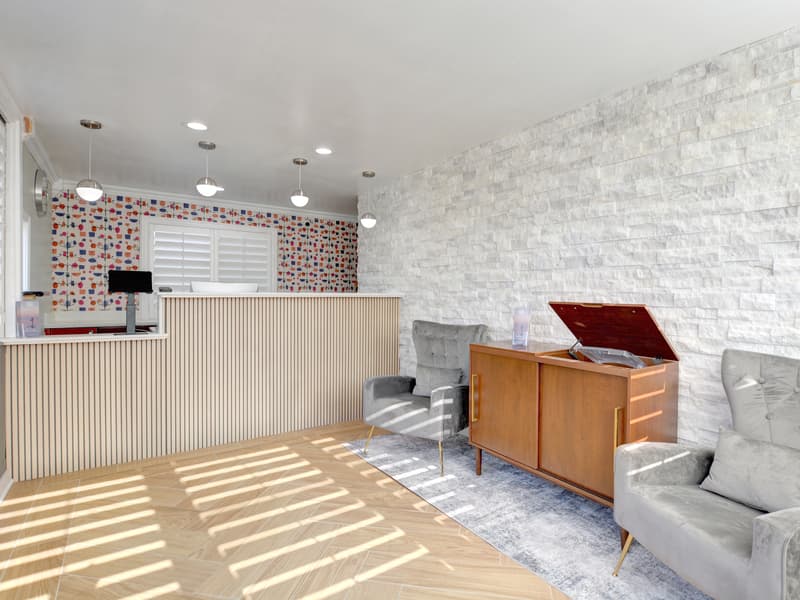 Signature Inn Medford Downtown photo 1