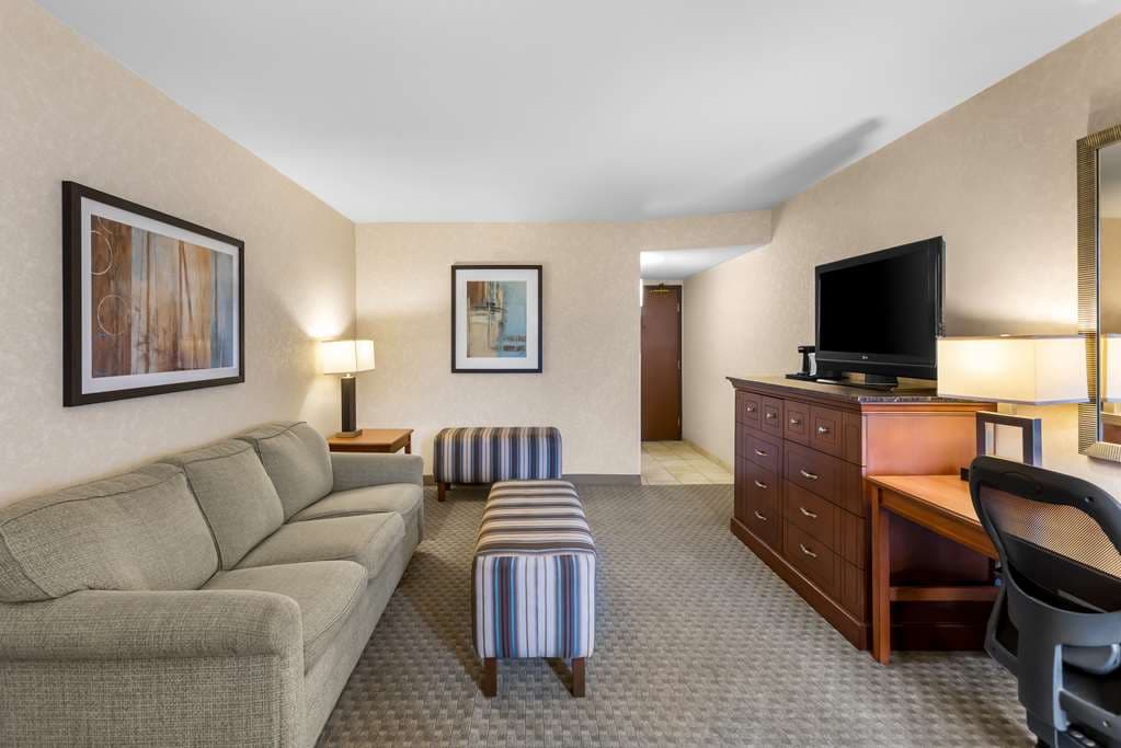 Sonesta Essential Houston Hobby Airport photo 1