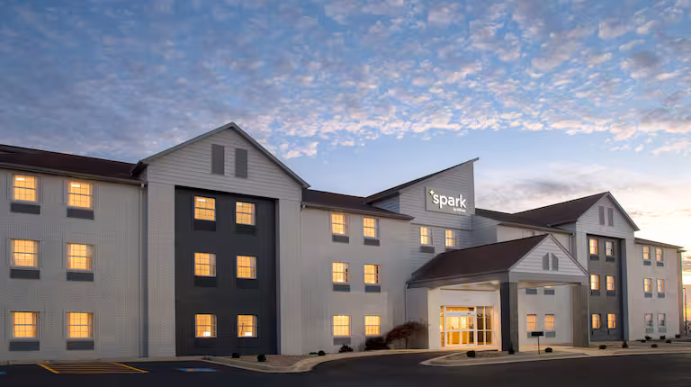 Spark by Hilton St. Robert Fort Leonard Wood photo 1