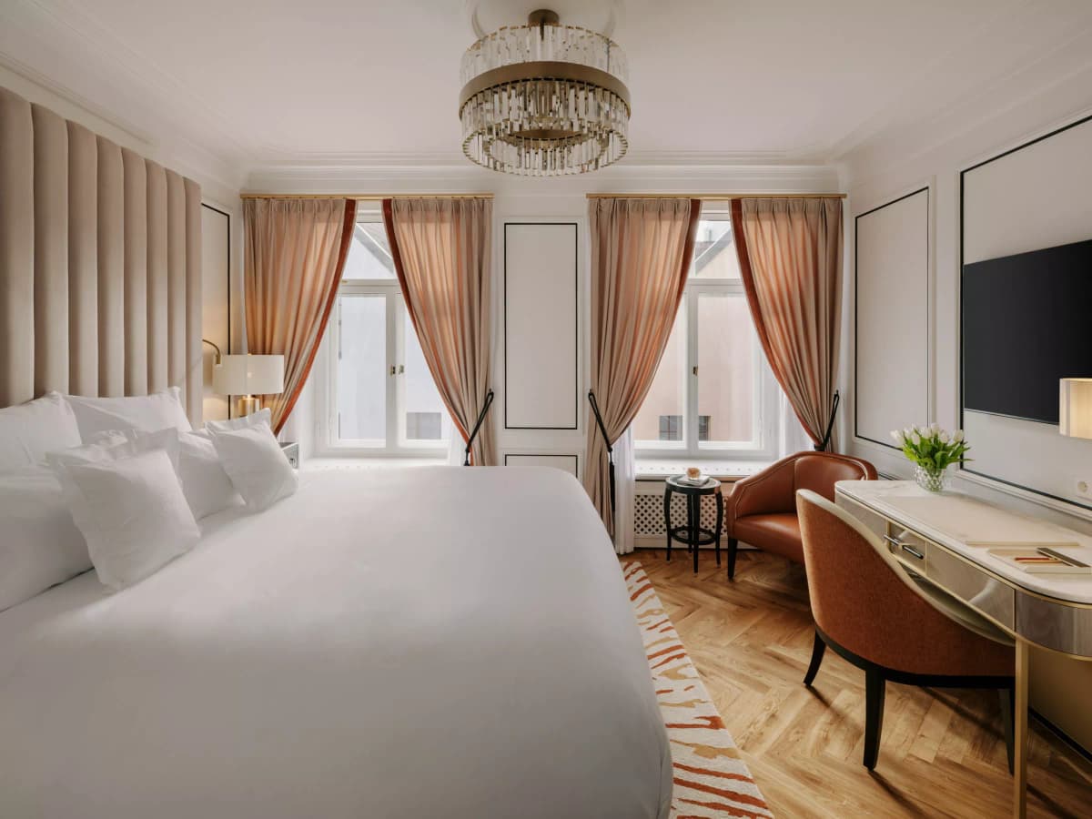 The Burman Hotel photo 1