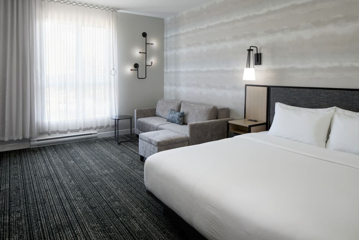 TownePlace Suites by Marriott Montreal Airport photo 2