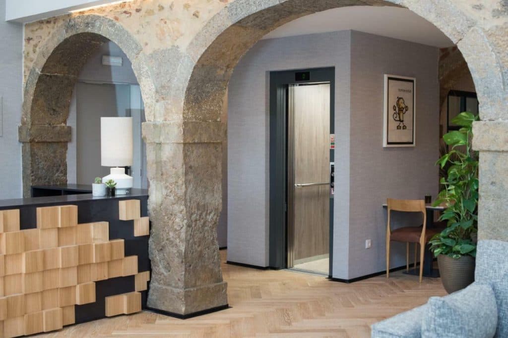 Urbano FLH Hotels photo 4