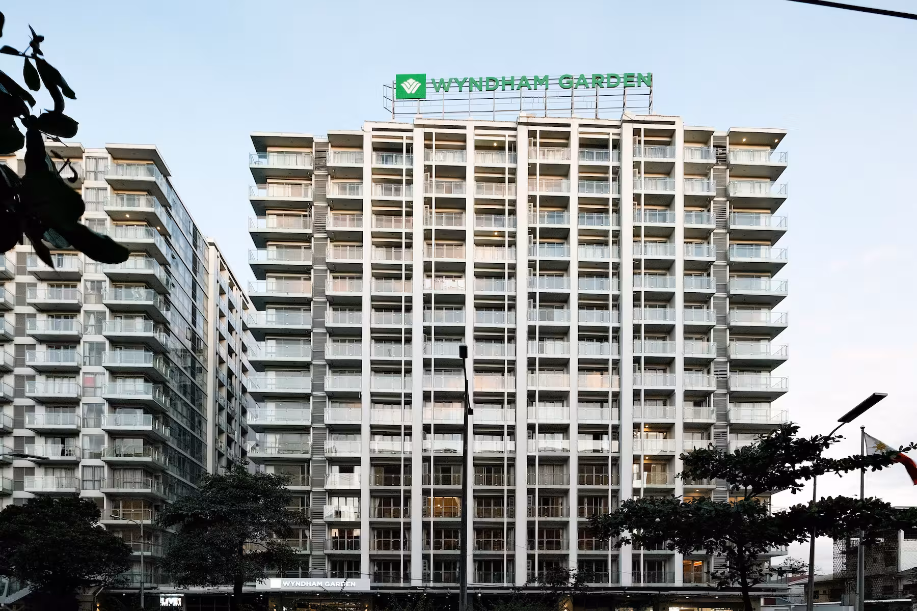 Wyndham Garden Manila Bay photo 1