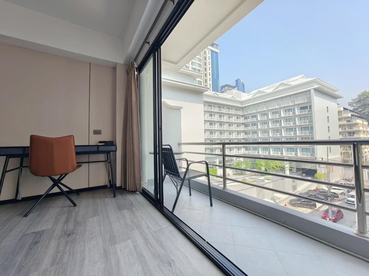 X Hotel Pattaya photo 2