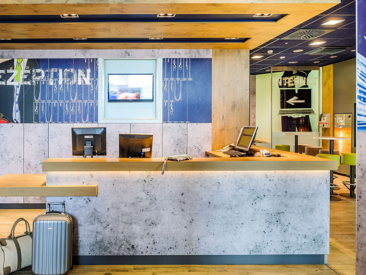 ibis budget Pontorson Baie du Mont-Saint-Michel photo 1
